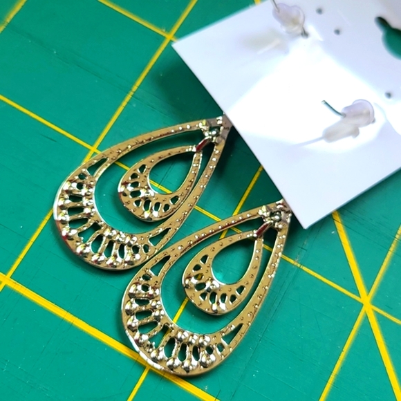 💥4/$20 LIARS & LOVERS Tassel Rhinestone Faux Pearl Earrings Plus Bonus Dangles - Picture 9 of 11